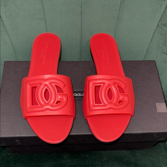 Dolce & Gabbana Coral Slide Sandals - Picture 1 of 4